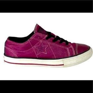 Converse One Star shiny Purple  color